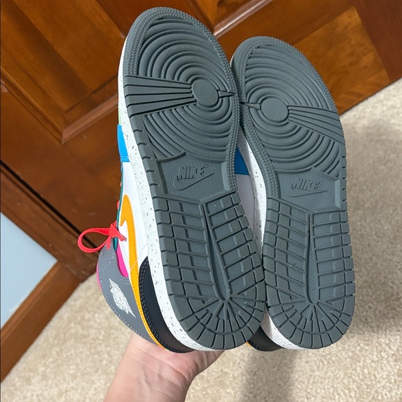 Nike | 7Y Kids Multi-Color Air Jordan